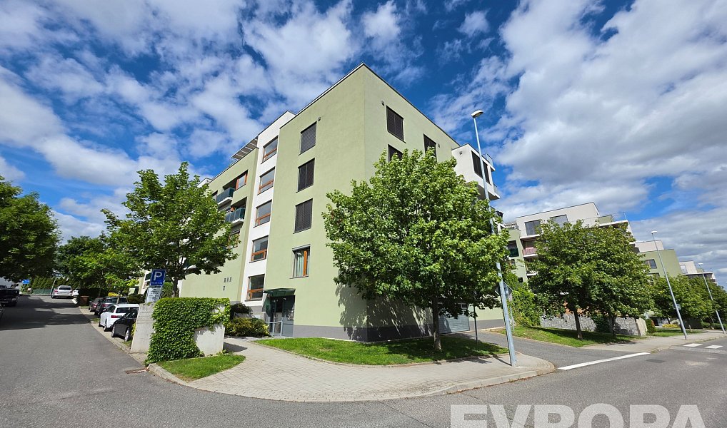 Prodej bytu 4+kk 143 m², Praha – náhled fotky 23