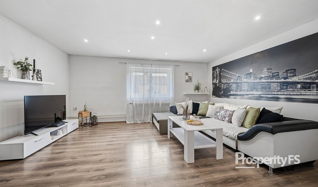 Prodej domu 247 m² s pozemkem 1 294 m², Lužná – náhled fotky 5