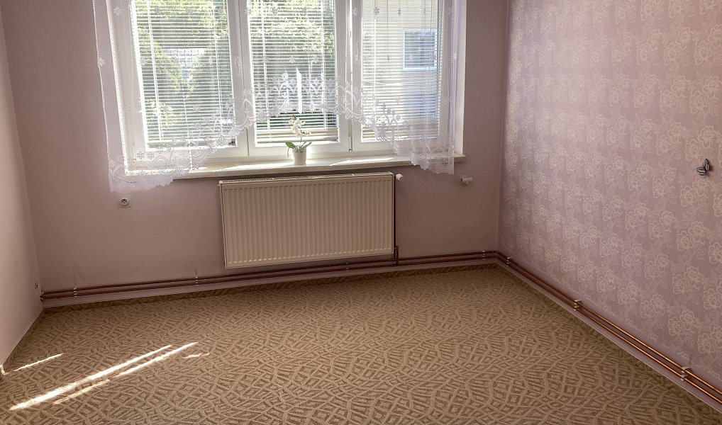 Prodej bytu 3+1 78 m², Sedlčany – náhled fotky 13