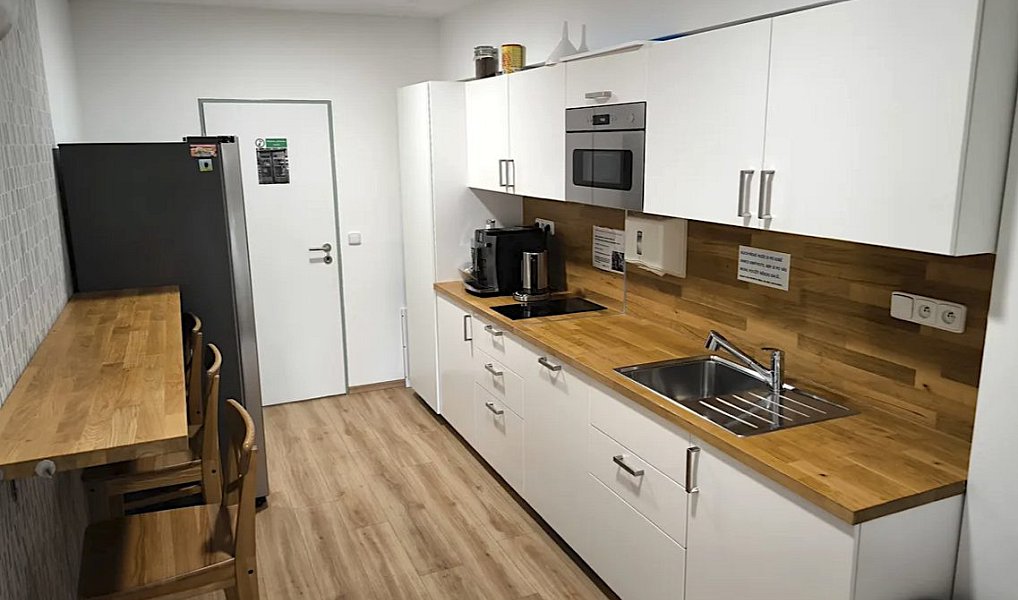 Pronájem kanceláře 108 m², Praha – náhled fotky 5