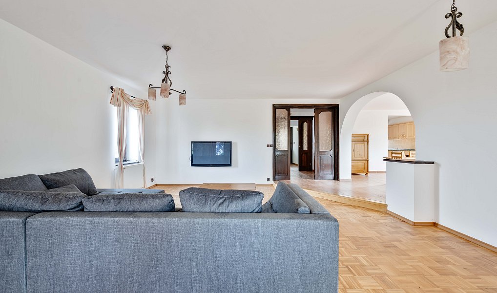 Prodej domu 297 m² s pozemkem 386 m², Planá nad Lužnicí – náhled fotky 16