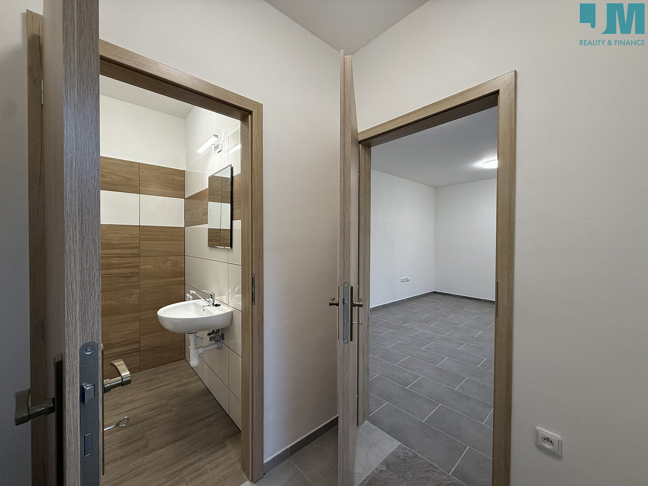 Pronájem bytu 1+kk 23 m²