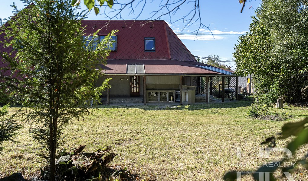 Prodej domu 202 m² s pozemkem 2 142 m², Šternberk – náhled fotky 31