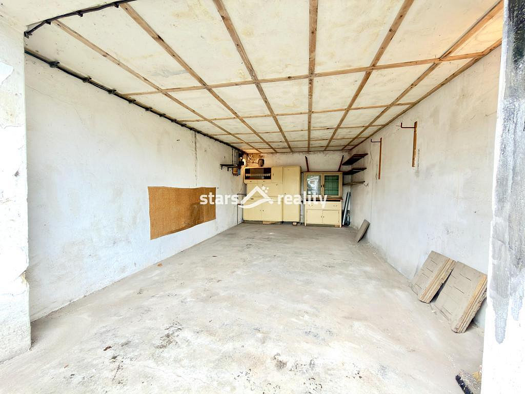 Pronájem garáže 20 m2, Kralupy n. Vlt - sídl. V Zátiší