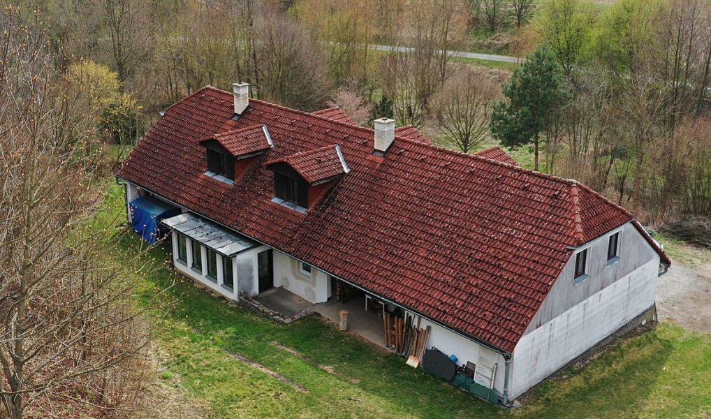 Prodej domu 291 m² s pozemkem 11 689 m², Deštná – náhled fotky 3