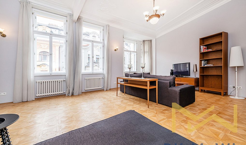 Pronájem bytu 4+kk 146 m², Praha – náhled fotky 13