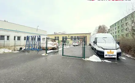 Pronájem výrobních prostor 913 m², Nádražní, Třeboň - Třeboň II, okres Jindřichův Hradec