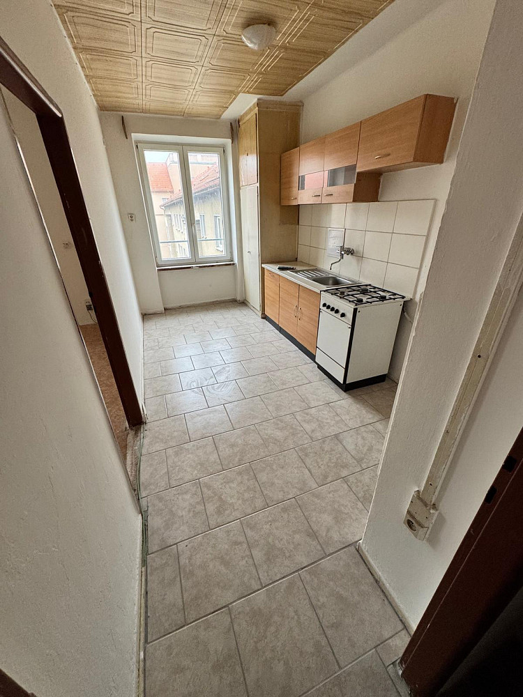 Pronájem bytu 1+1 37 m²