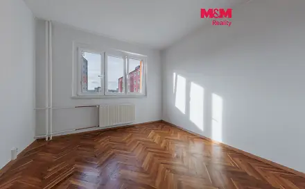 Prodej bytu 3+1 55 m², Obránců míru, Chodov, okres Sokolov