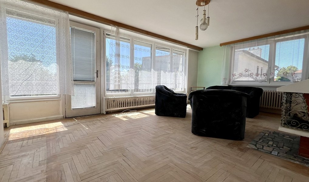 Prodej domu 160 m² s pozemkem 627 m², Rousínov – náhled fotky 9