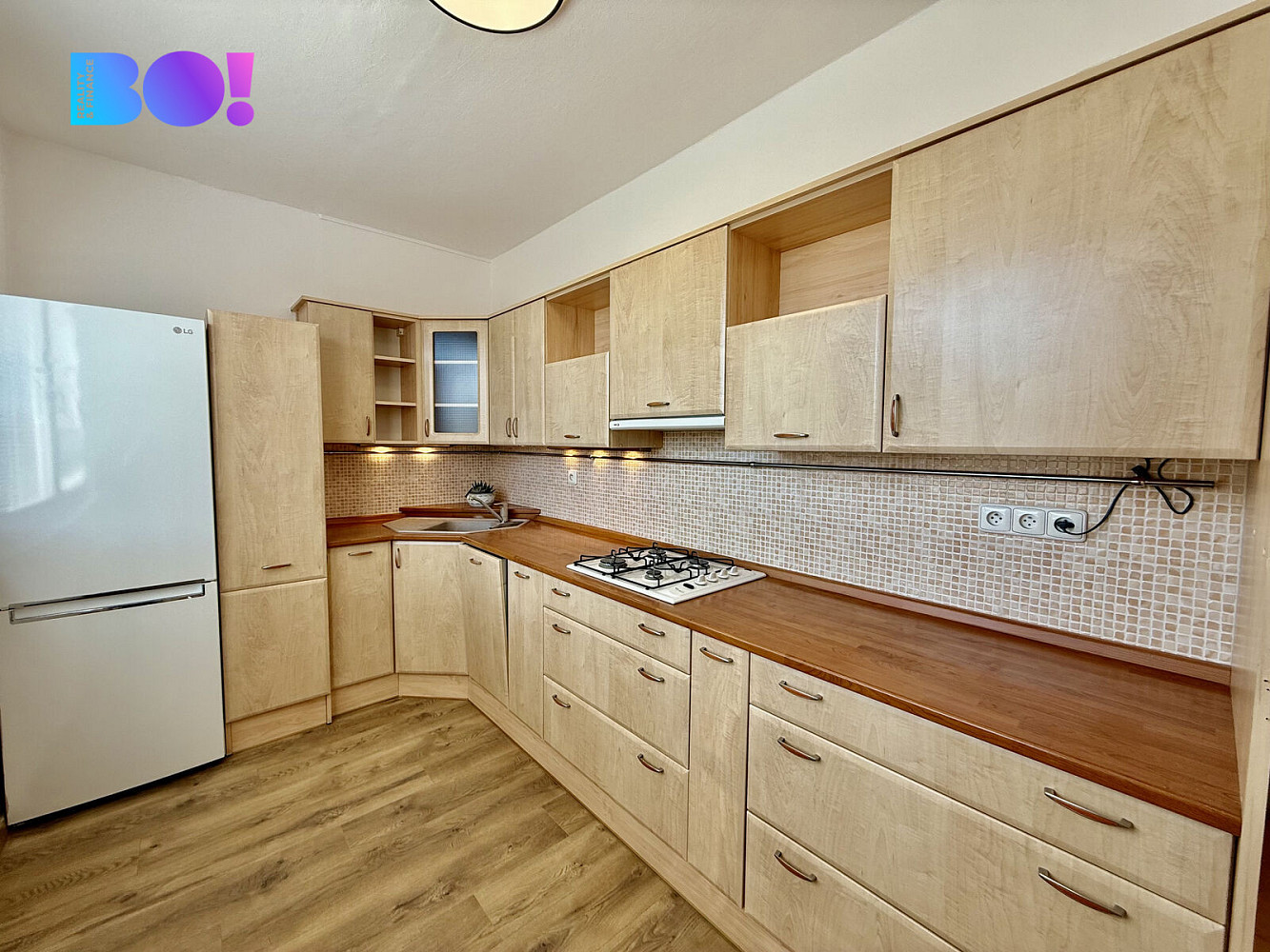 Pronájem bytu 3+1 69 m² – fotografie 4