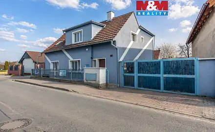 Prodej domu 180 m² s pozemkem 554 m², Horní Počaply, okres Mělník