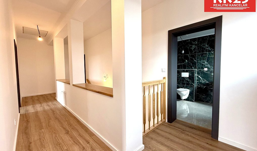 Prodej domu 200 m² s pozemkem 497 m², Velká Hleďsebe – náhled fotky 24