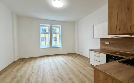 Pronájem bytu 2+kk 64 m², Evropská, Cheb
