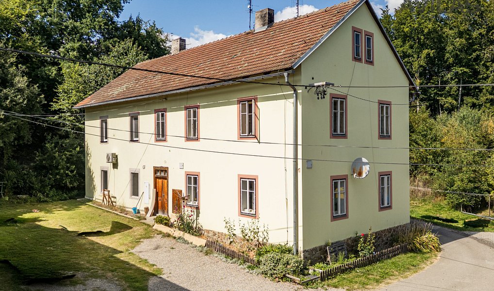 Pronájem bytu 1+kk 27 m², Zvěstov – náhled fotky 13