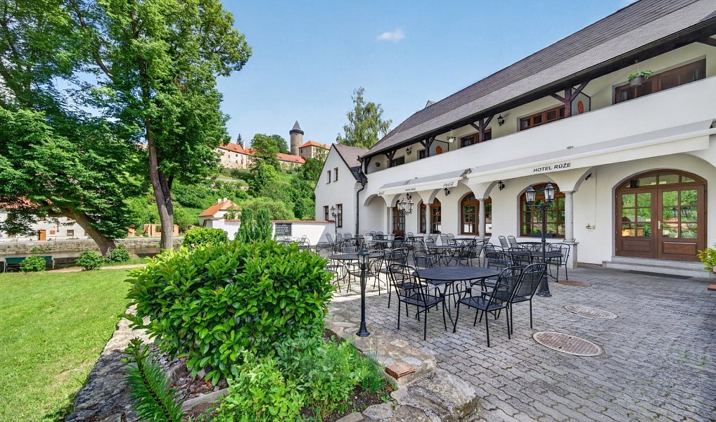 Prodej ubytovacího objektu 1 750 m², Rožmberk nad Vltavou – náhled fotky 6
