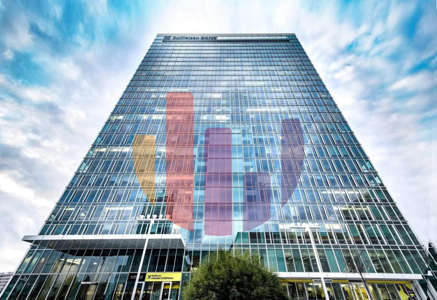Pronájem kanceláře 240 m²