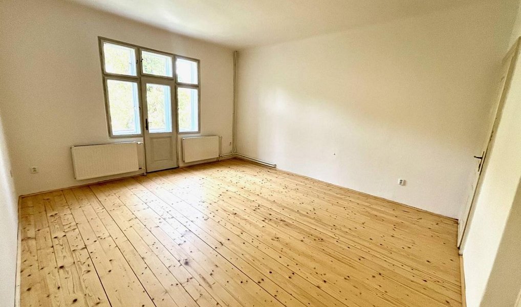 Pronájem kanceláře 19 m², Písek – náhled fotky 3