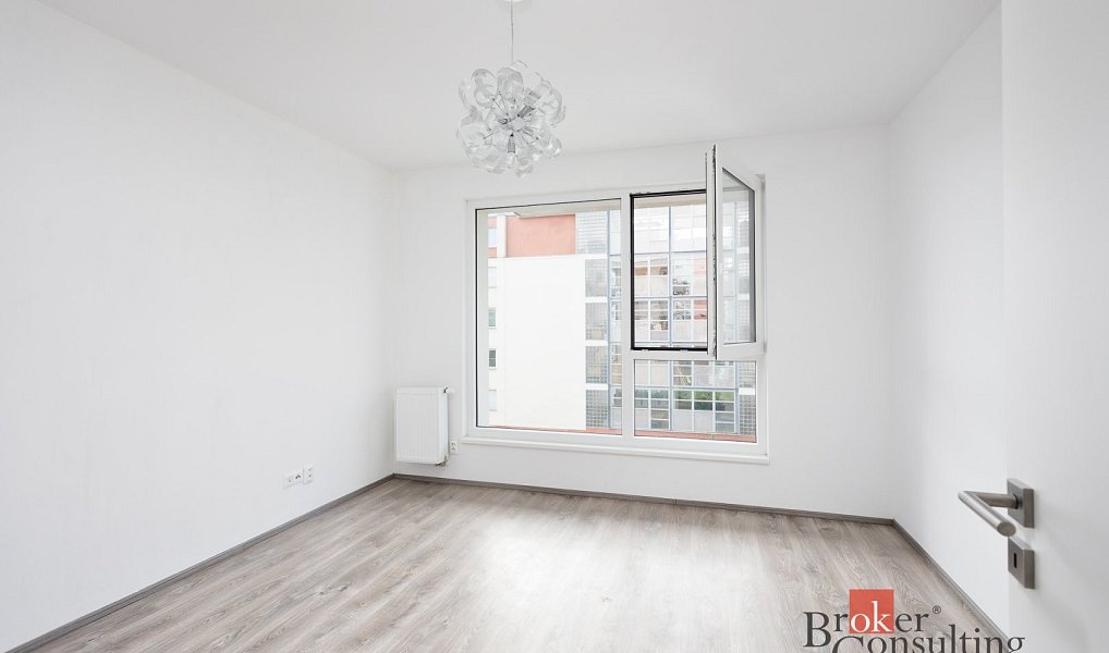 Pronájem bytu 2+kk 50 m², Plzeň – náhled fotky 7