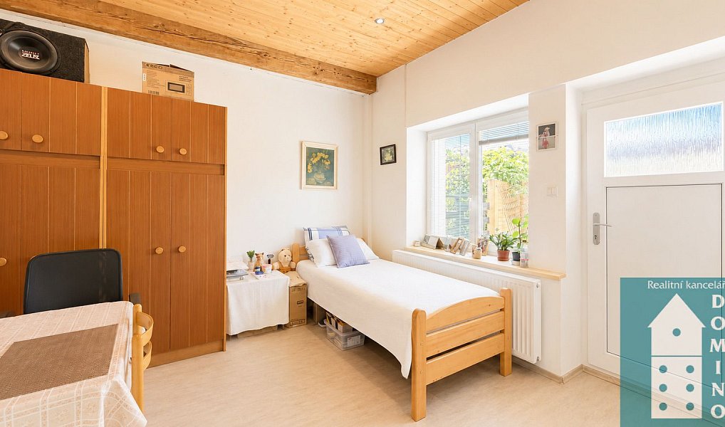 Prodej domu 241 m² s pozemkem 341 m², Halenkovice – náhled fotky 46