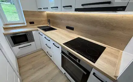 Pronájem bytu 3+1 61 m², Májová, Meziboří, okres Most