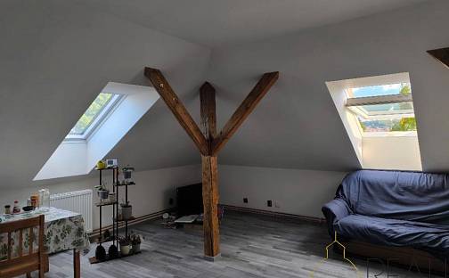 Prodej bytu 2+kk 77 m², Sklenářka, Hořovice, okres Beroun