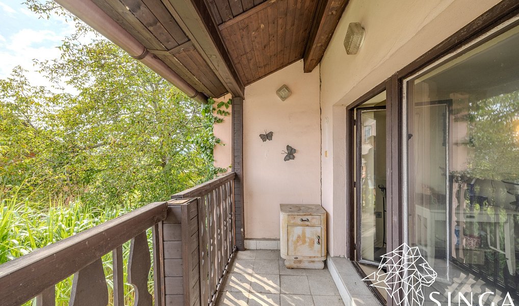 Prodej domu 212 m² s pozemkem 1 270 m², Dobrá – náhled fotky 9