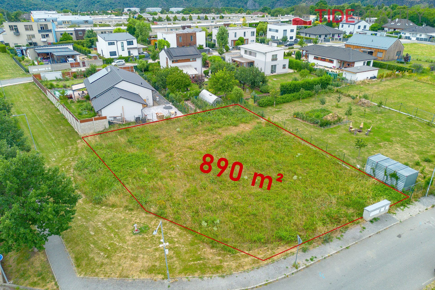 Prodej stavebního pozemku 890 m²