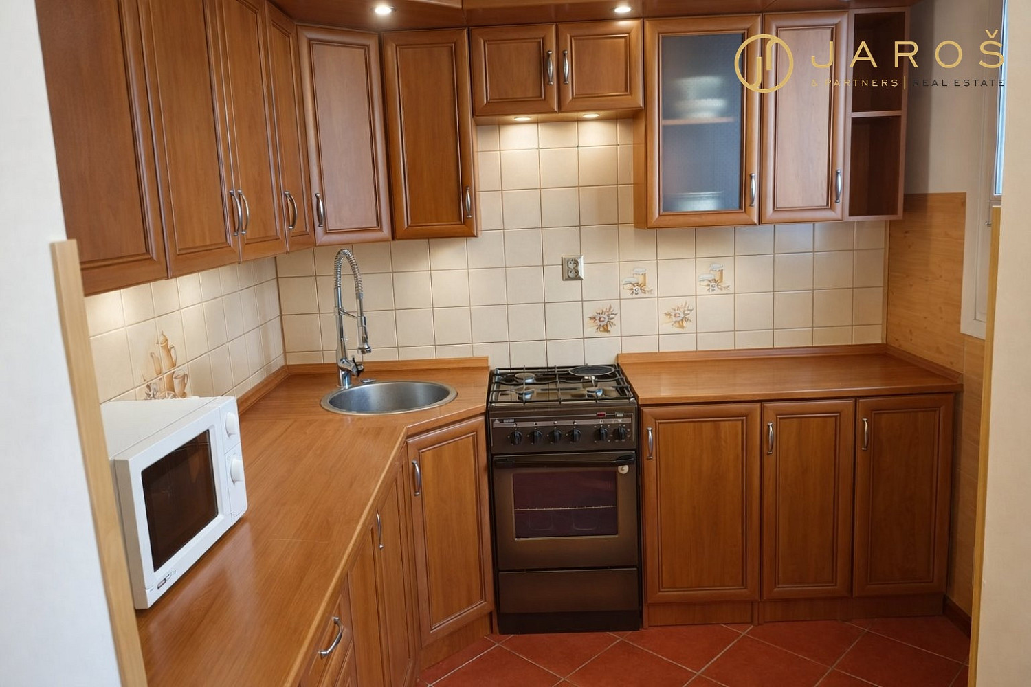 Prodej bytu 2+1 55 m² – pohled 2