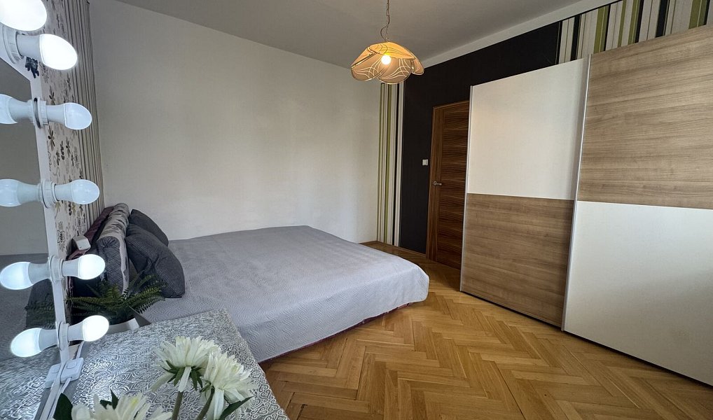Prodej bytu 2+1 52 m², Praha – náhled fotky 17
