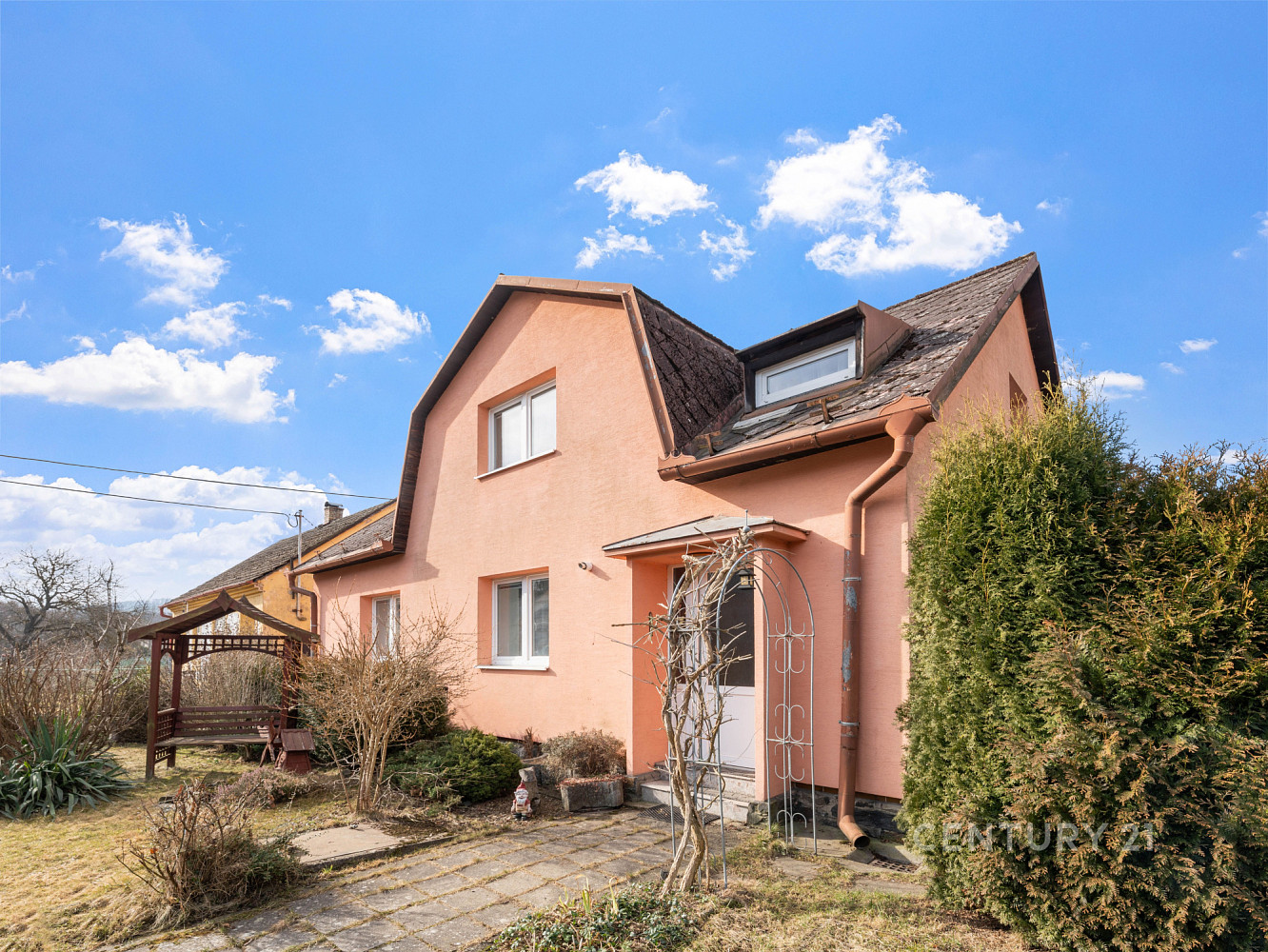 Prodej domu 128 m² s pozemkem 290 m²