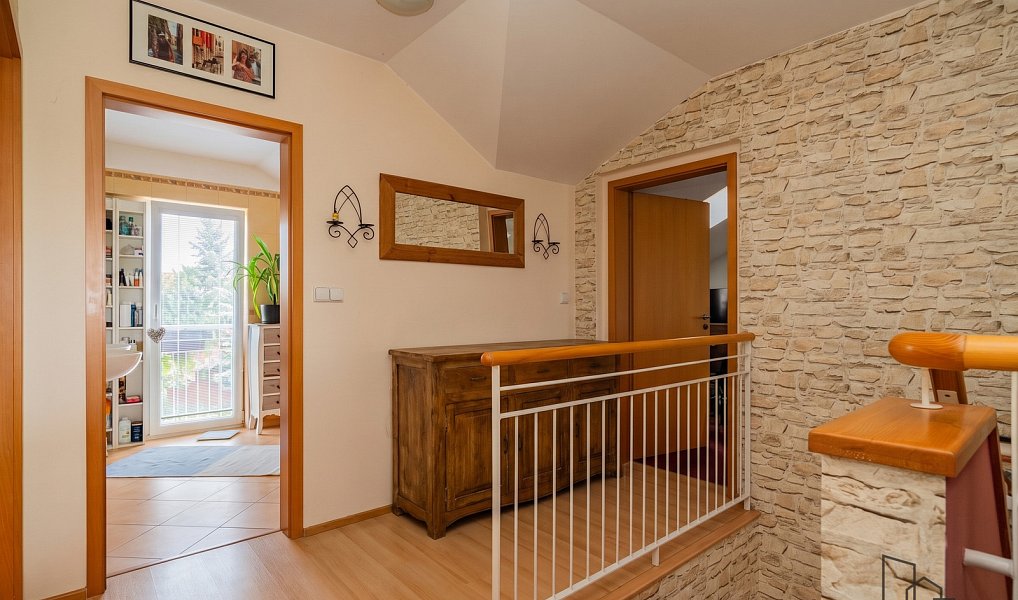 Prodej domu 123 m² s pozemkem 410 m², Bašť – náhled fotky 9
