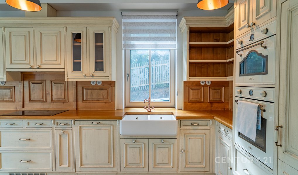 Prodej domu 268 m² s pozemkem 895 m², Únětice – náhled fotky 5