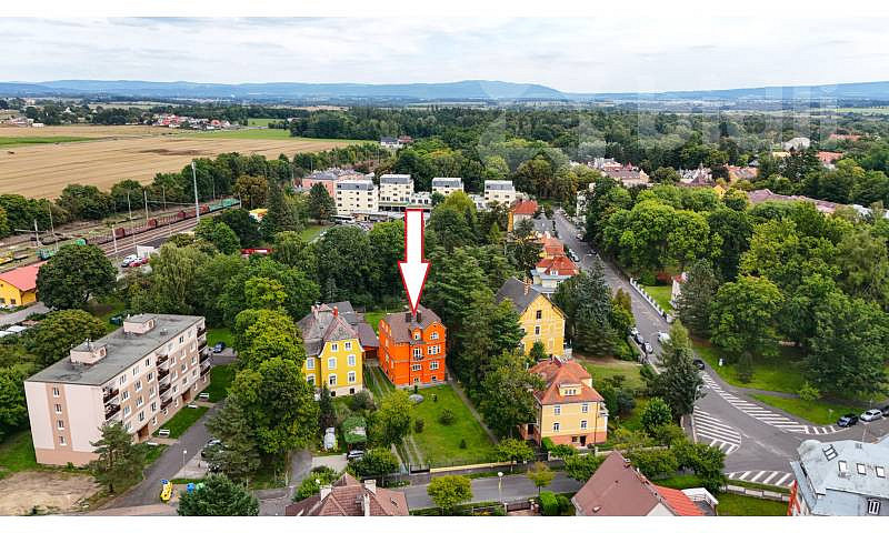 Prodej nájemního domu, činžáku 298 m²