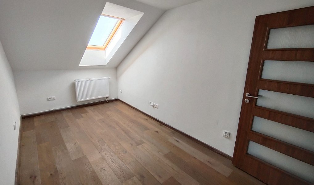 Pronájem bytu 3+kk 83 m², Olomouc – náhled fotky 4
