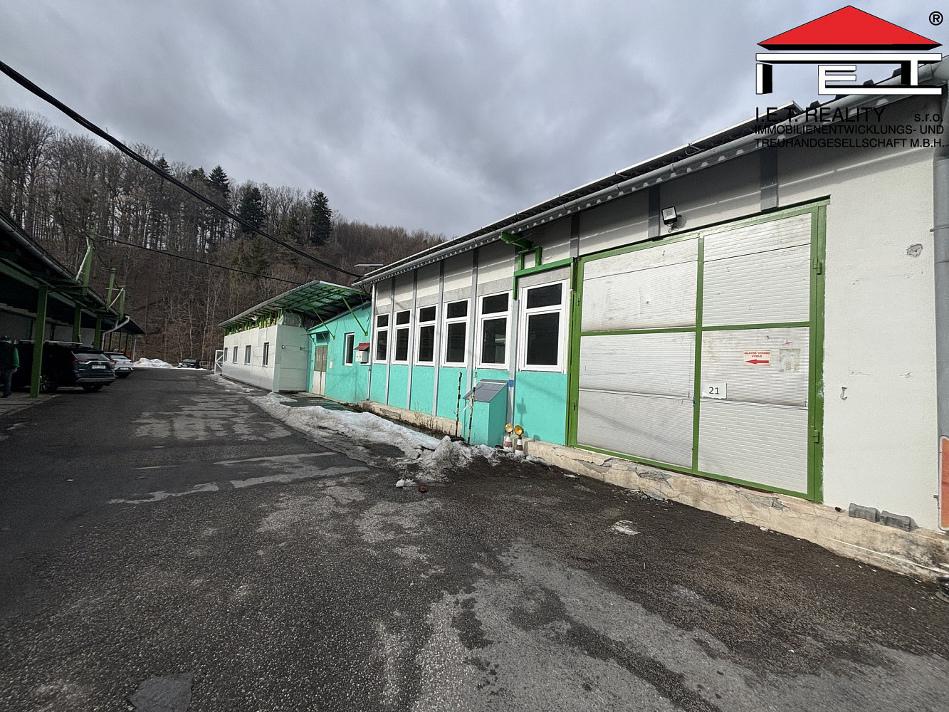 Pronájem výrobních prostor 260 m²