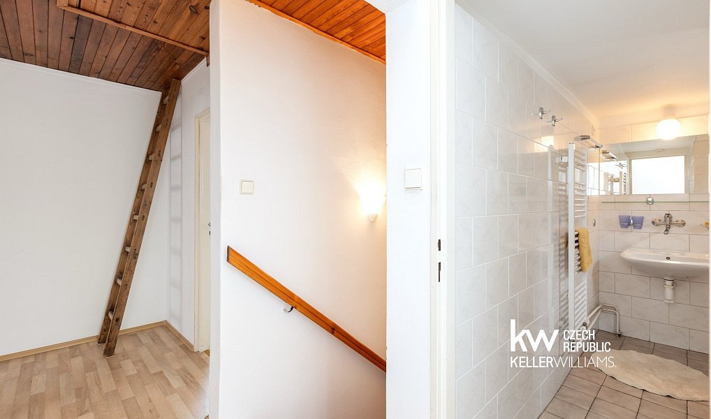 Prodej domu 226 m² s pozemkem 343 m², Praha – náhled fotky 19