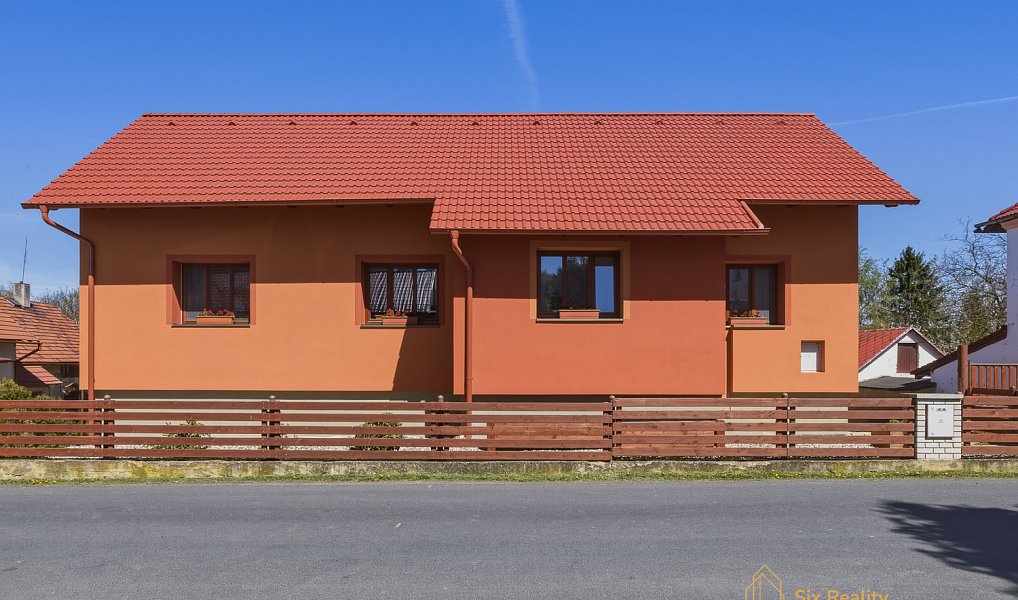 Prodej domu 261 m² s pozemkem 800 m², Zavidov – náhled fotky 35