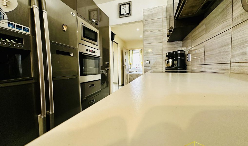 Prodej bytu 3+1 78 m², Teplice – náhled fotky 2