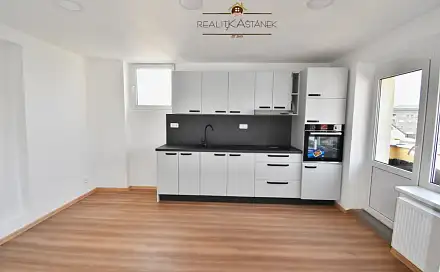 Pronájem bytu 2+1 56 m², Pražská, Liberec - Liberec III-Jeřáb