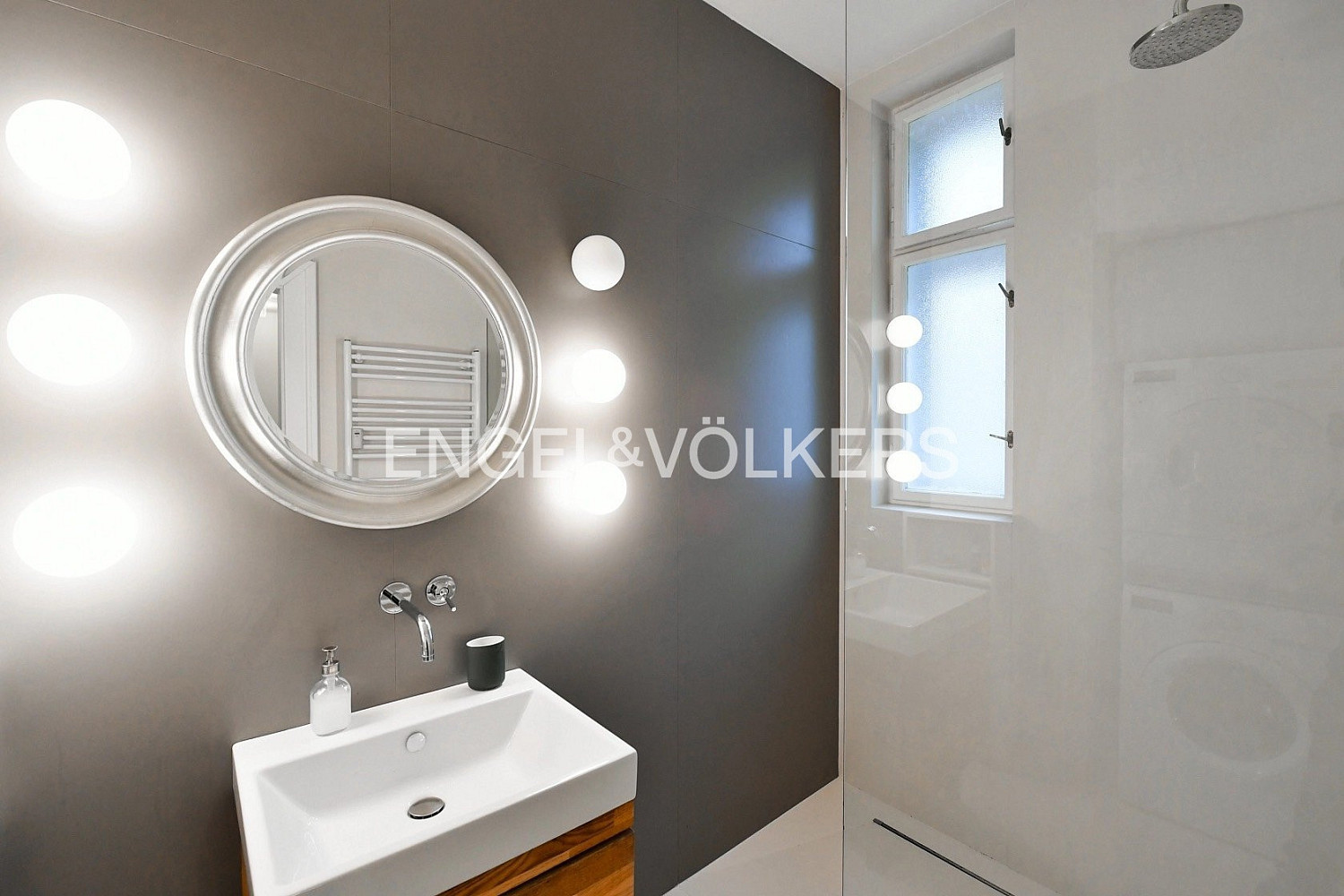 Pronájem bytu 2+1 88 m² — photo 5