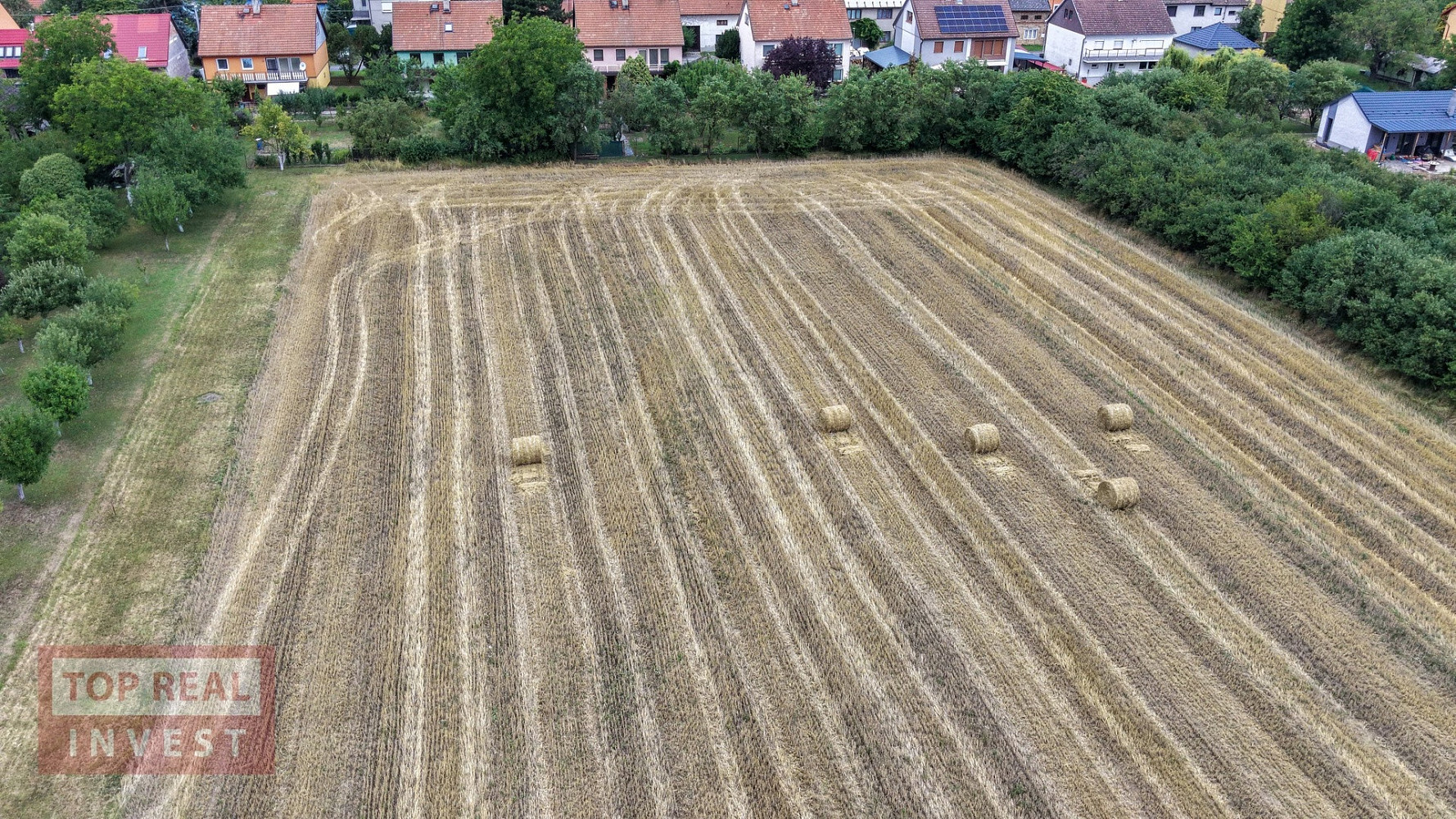Prodej stavebního pozemku 1 220 m² – fotografie 4