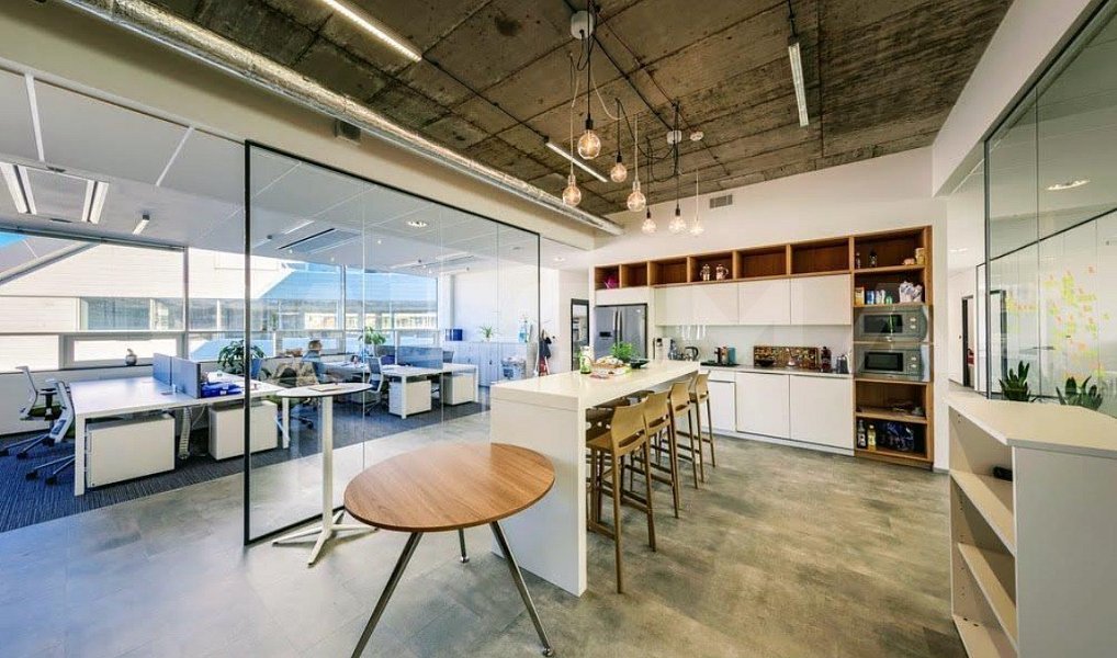 Pronájem kanceláře 182 m², Praha – náhled fotky 8
