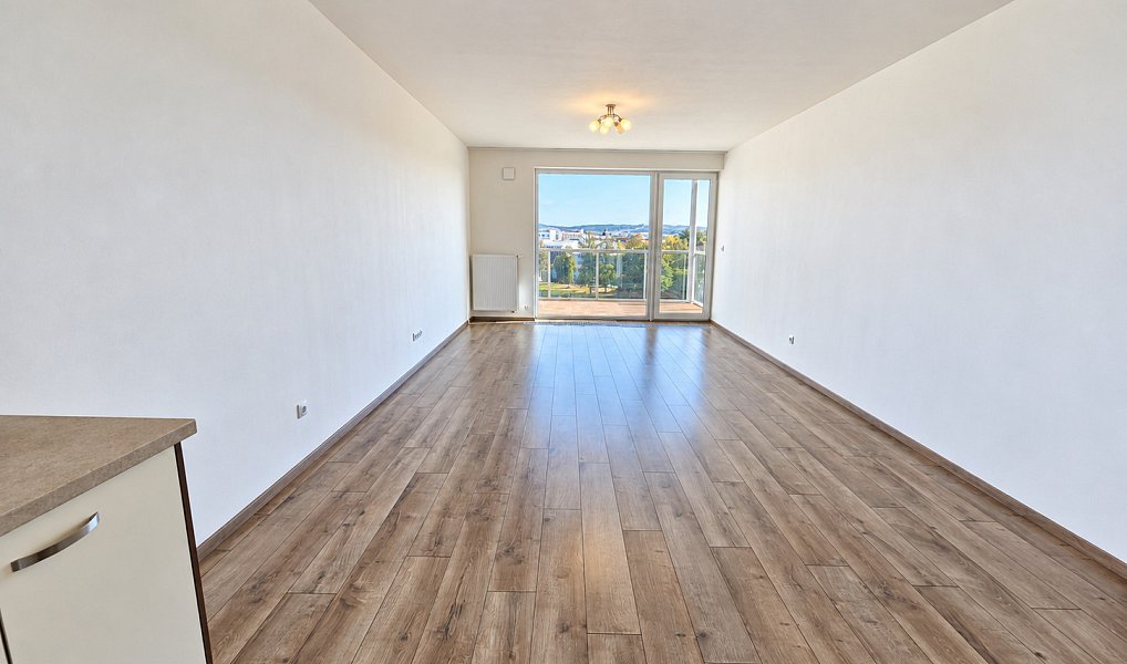Pronájem bytu 3+kk 97 m², České Budějovice – náhled fotky 3