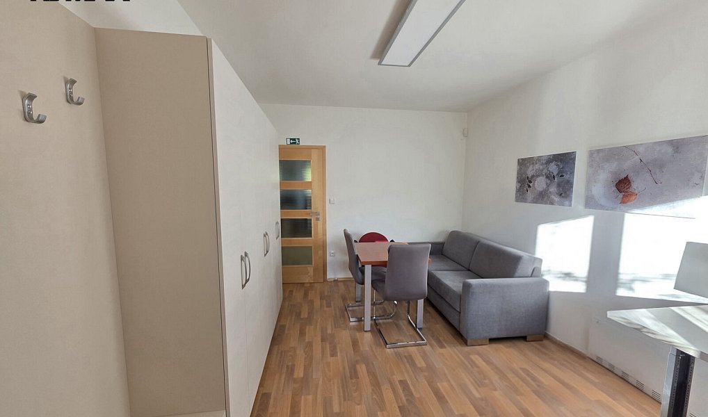 Prodej domu 121 m² s pozemkem 426 m², Bruntál – náhled fotky 7