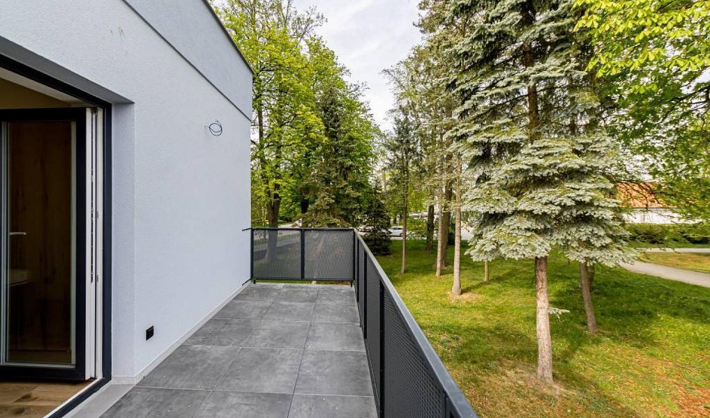 Pronájem kanceláře 86 m², Jindřichův Hradec – náhled fotky 30