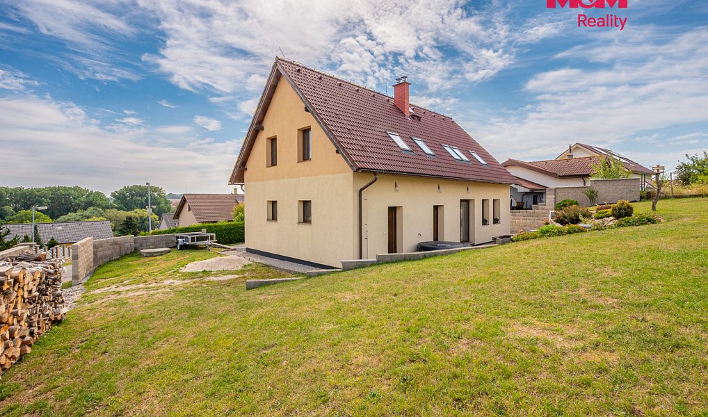 Prodej domu 126 m² s pozemkem 975 m², Jankov – náhled fotky 19