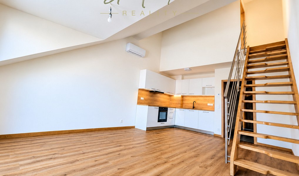 Pronájem bytu 3+kk 66 m², Hodonín