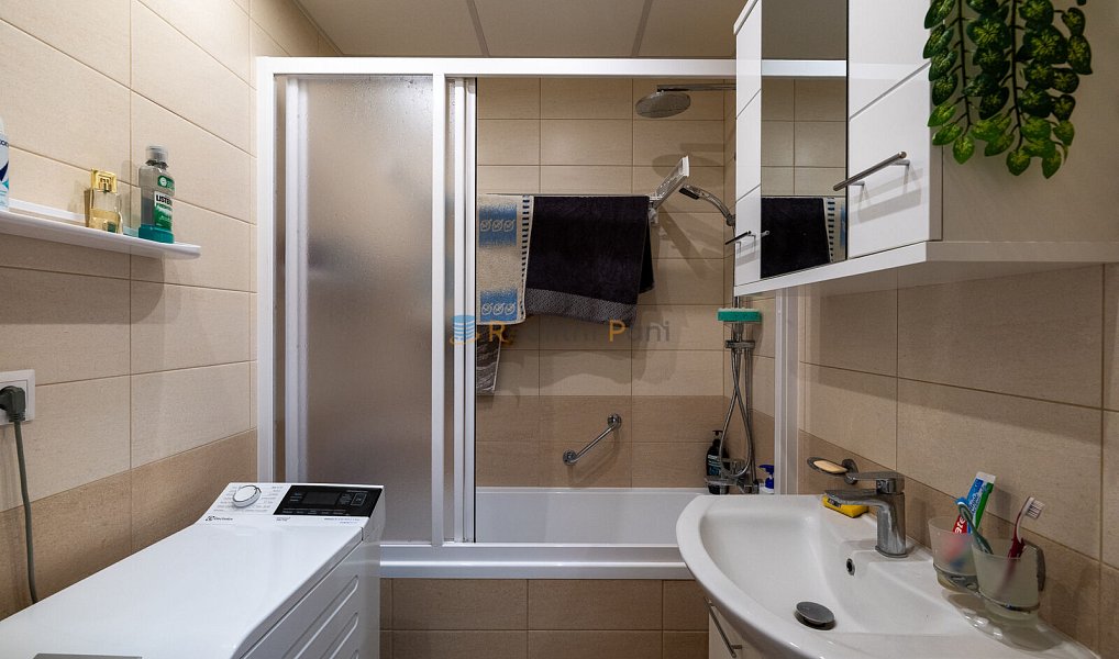 Prodej bytu 3+1 78 m², Praha – náhled fotky 24