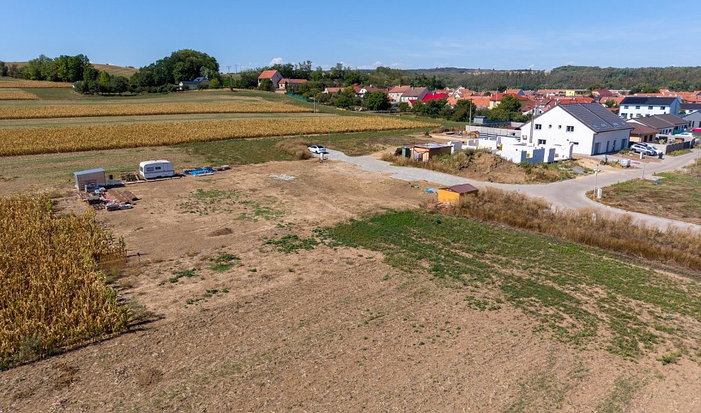 Prodej stavebního pozemku 616 m², Ivančice – náhled fotky 5